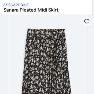 Skies Are Blue Monochrome Floral A-Line Skirt